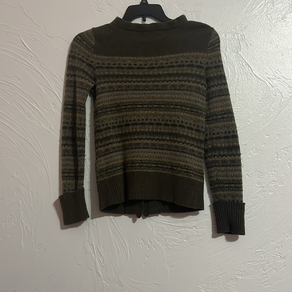 Women’s button up  sweater - Picture 5 of 5